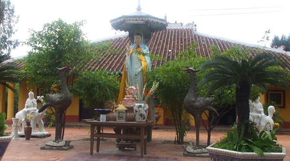 Phung Son pagoda