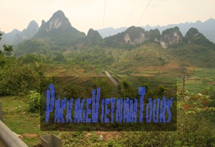 The scenic nature of Ma Phuc Pass