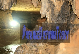 Spacious room inside Nguom Ngao Cave