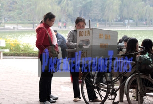 Gathering with friends by the Hoan Kiem Lake