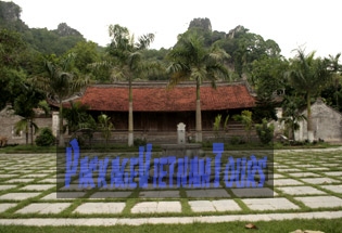 Thay Pagoda - Ha Tay - Vietnam