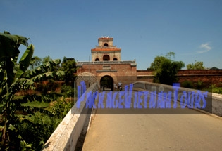 Gate to the Imperical Citadel of Hue