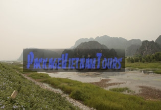 Flooded area and mountains of Van Long