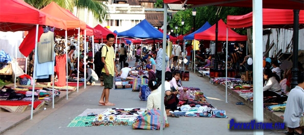 Street market in Luang Prabang