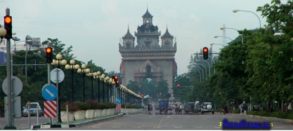 Patouxai in Vientiane