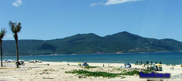 Da Nang Non Nuoc Beach