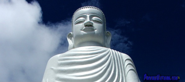 Buddha Statute at the Marble Mountains