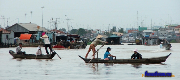 Life on the Mekong River 